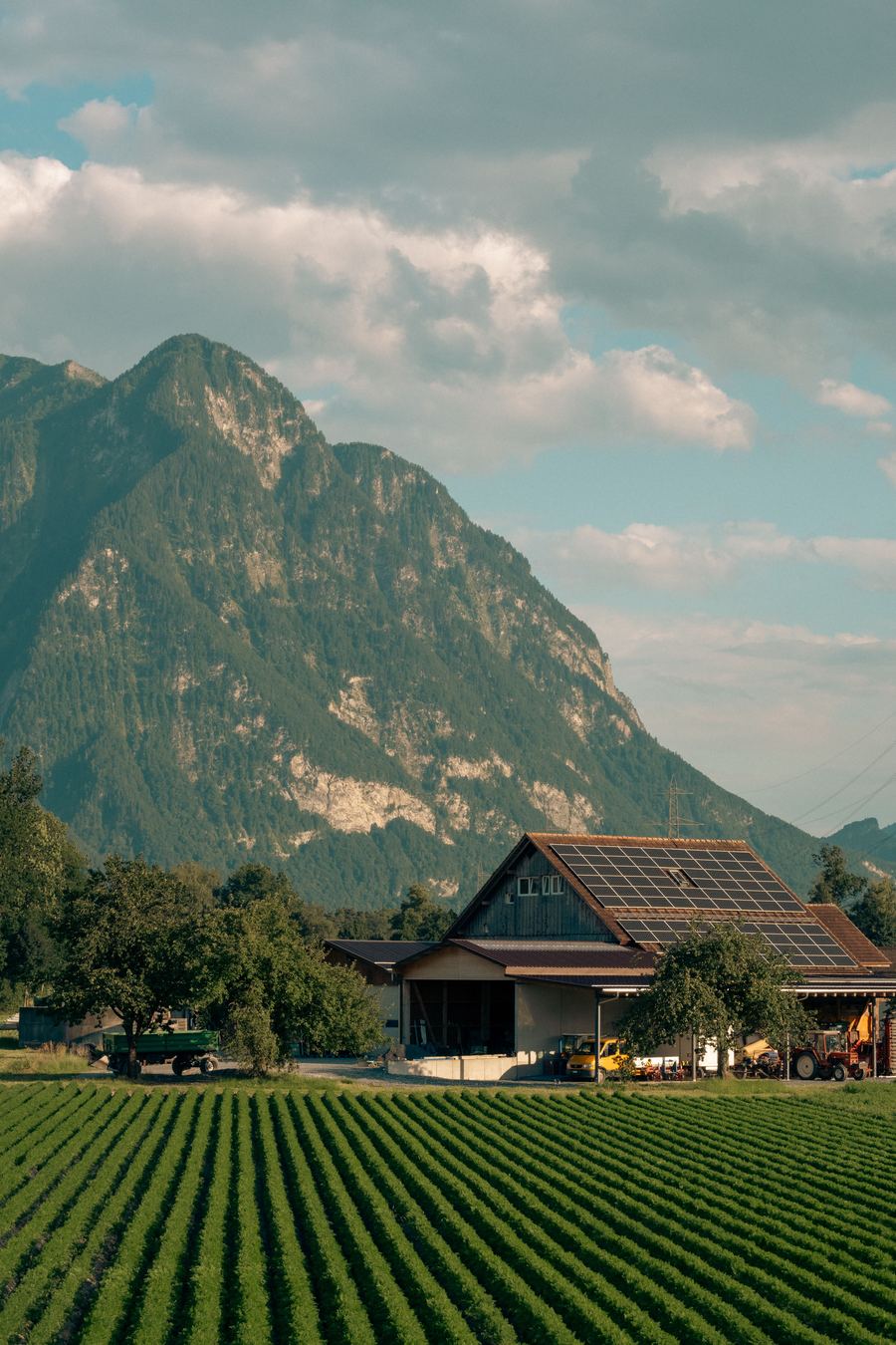 Peut-on installer des panneaux solaires sur un terrain agricole en France ?